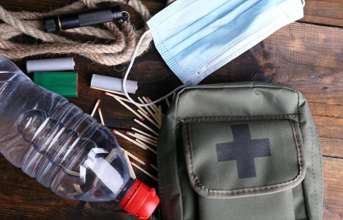 emergency kit items