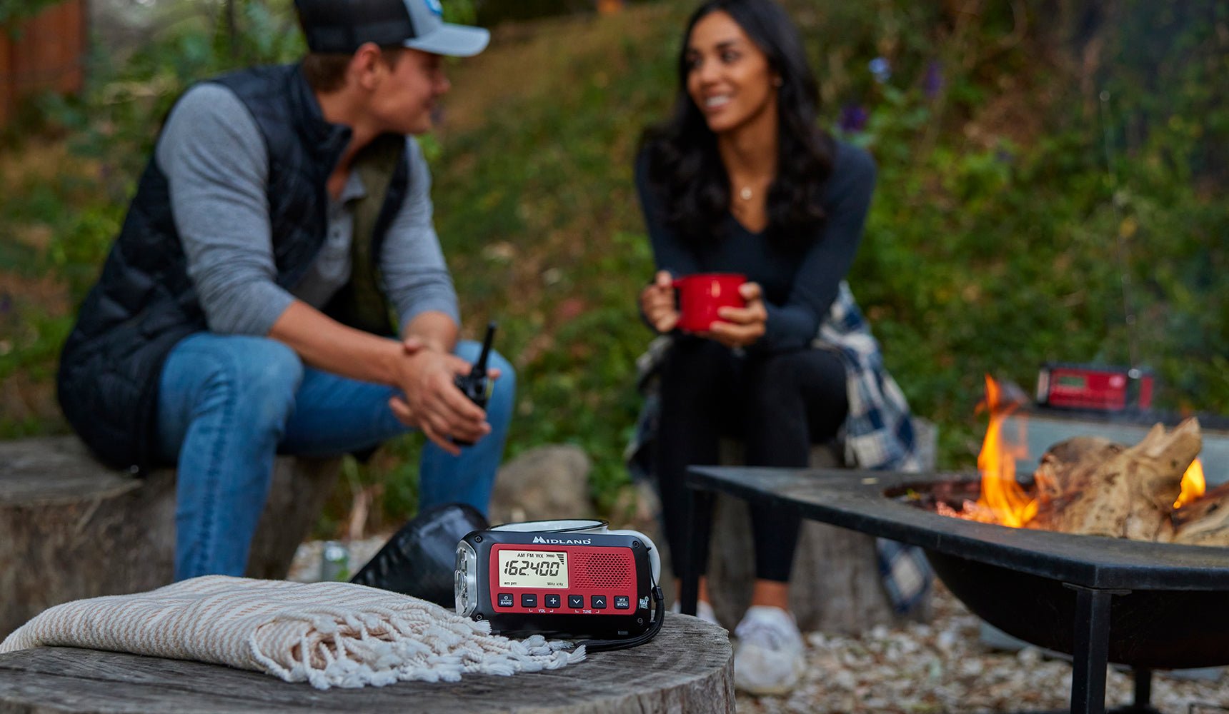 Midland ER40 Emergency Crank Radio Lifestyle