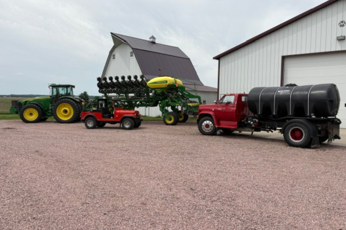 farm vehicles