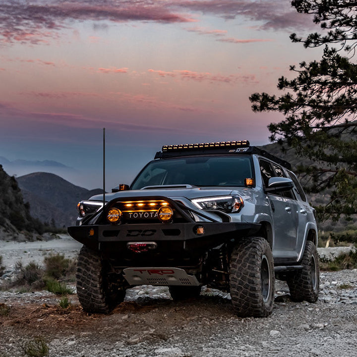 4x4-overlanding-mountain-whiop-antenna-feature